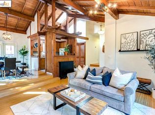 38 Brookwood Rd, Orinda, CA 94563