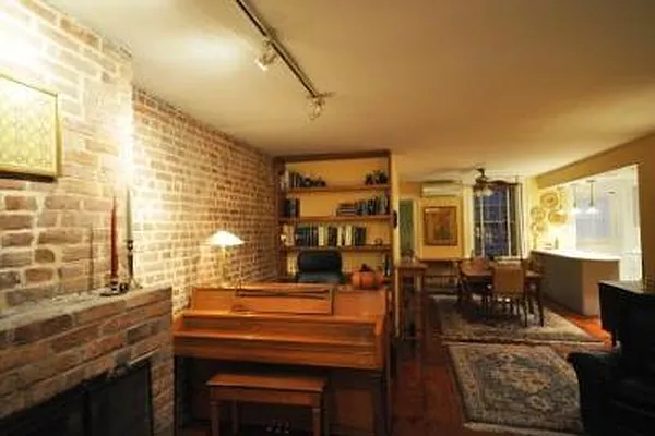 Rented by Corcoran | media 33