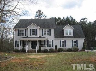 450 Autumn Ridge Dr, Wendell, NC 27591