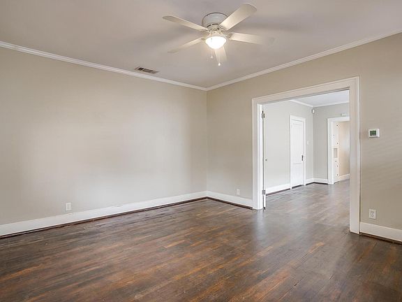 5th image of 1804 Clover Ln #1804
