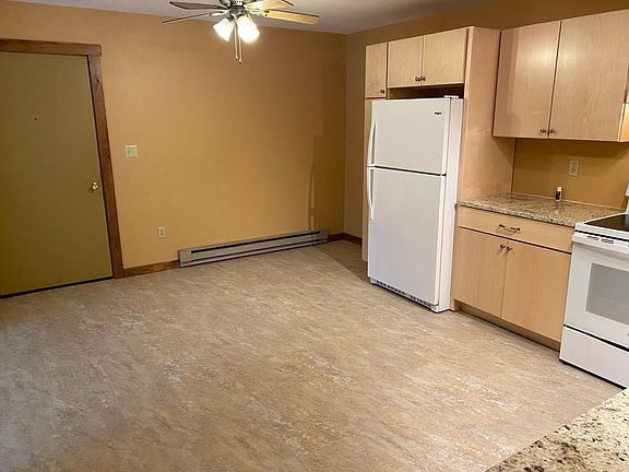 3rd image of 50 Church St