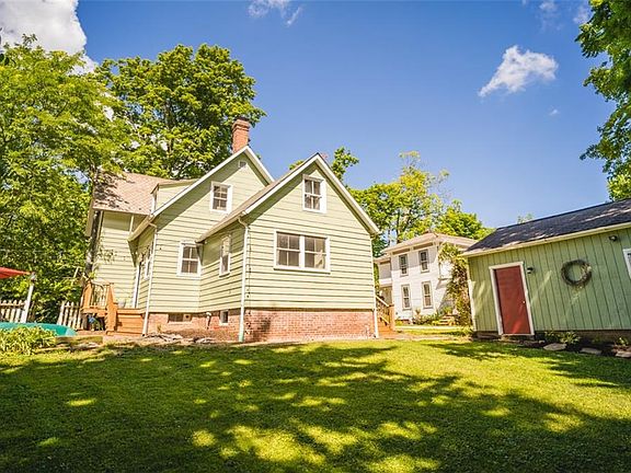 5th image of 214 N Elmwood Ave