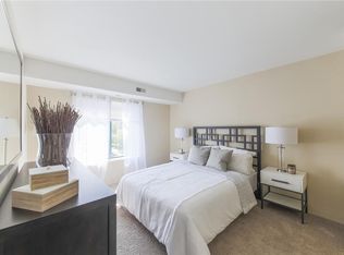 3020 Signature Blvd APT G, Ann Arbor, MI 48103