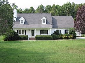 2nd image of 1527 Holmes Ln