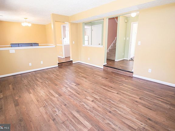 5th image of 23230 Scotch Pine Ct