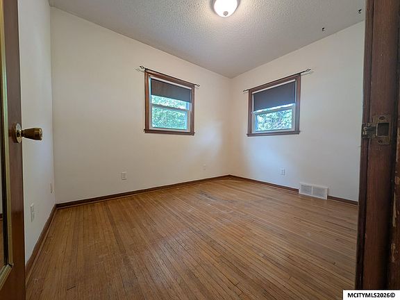 5th image of 816 S Maryland Ave