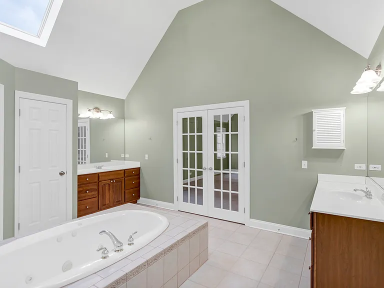 3N812 John Greenleaf Whittier Pl — Photo 49