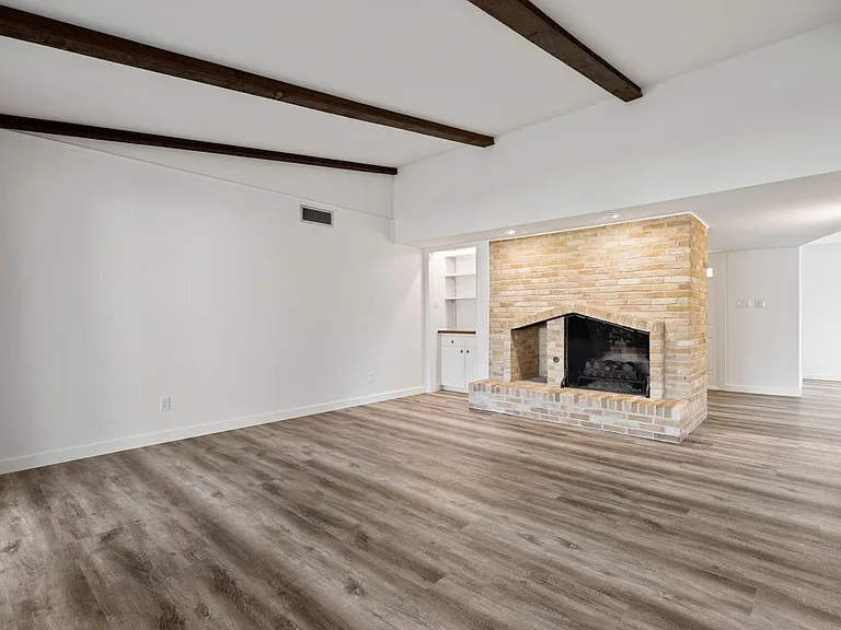 12611 High Meadow Dr — Photo 4