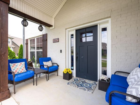 8585 River Birch Loop