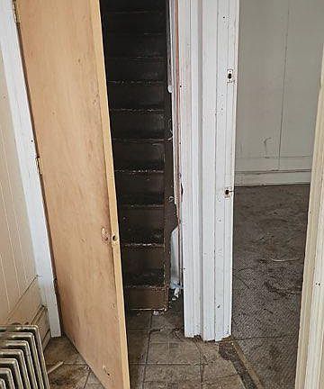 3rd image of 3819 N Sydenham St