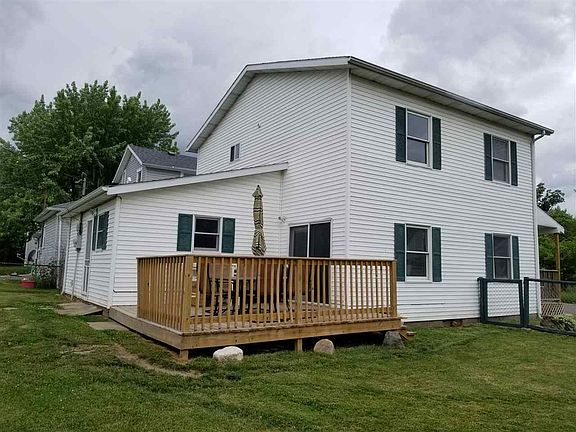 4th image of 206 E Elm St