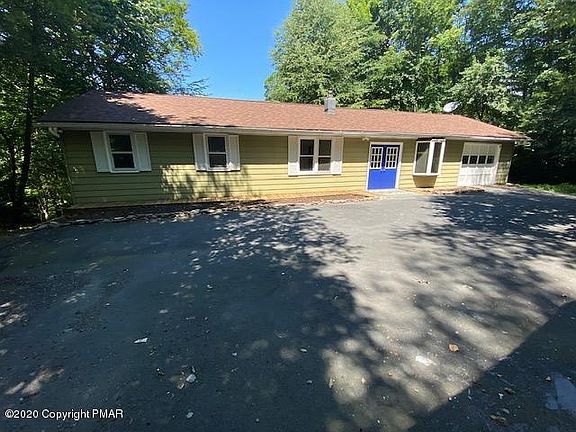 3rd image of 2710 Aspen Way