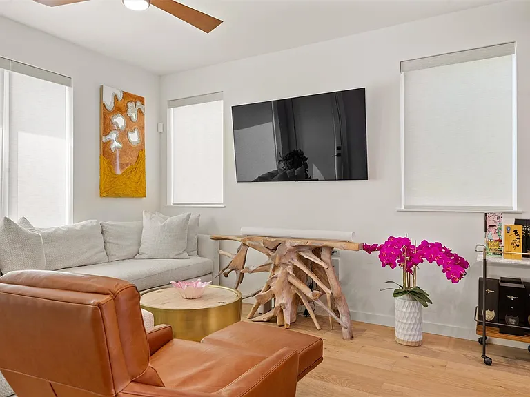 4404 Mount Vernon Dr #B — Photo 11