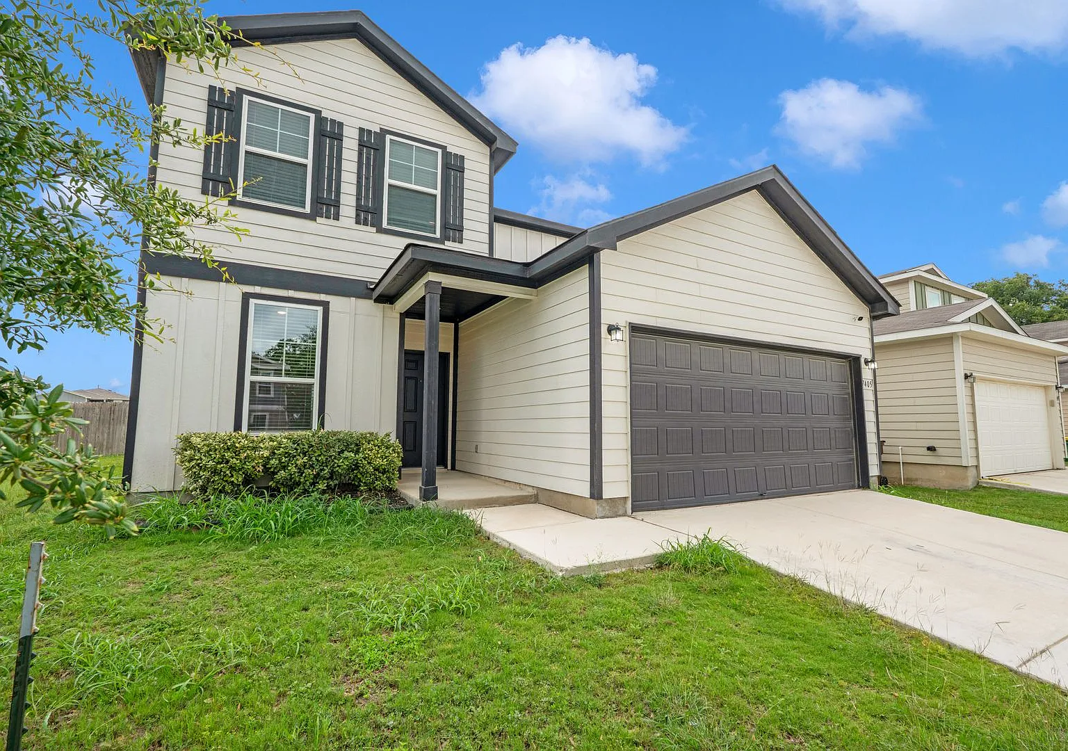 Spacious 4-Bedroom Rental Home Ideal for Families & Military Transfers — Photo 1