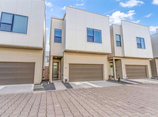 4705 Thornton Grv, Houston, TX 77018