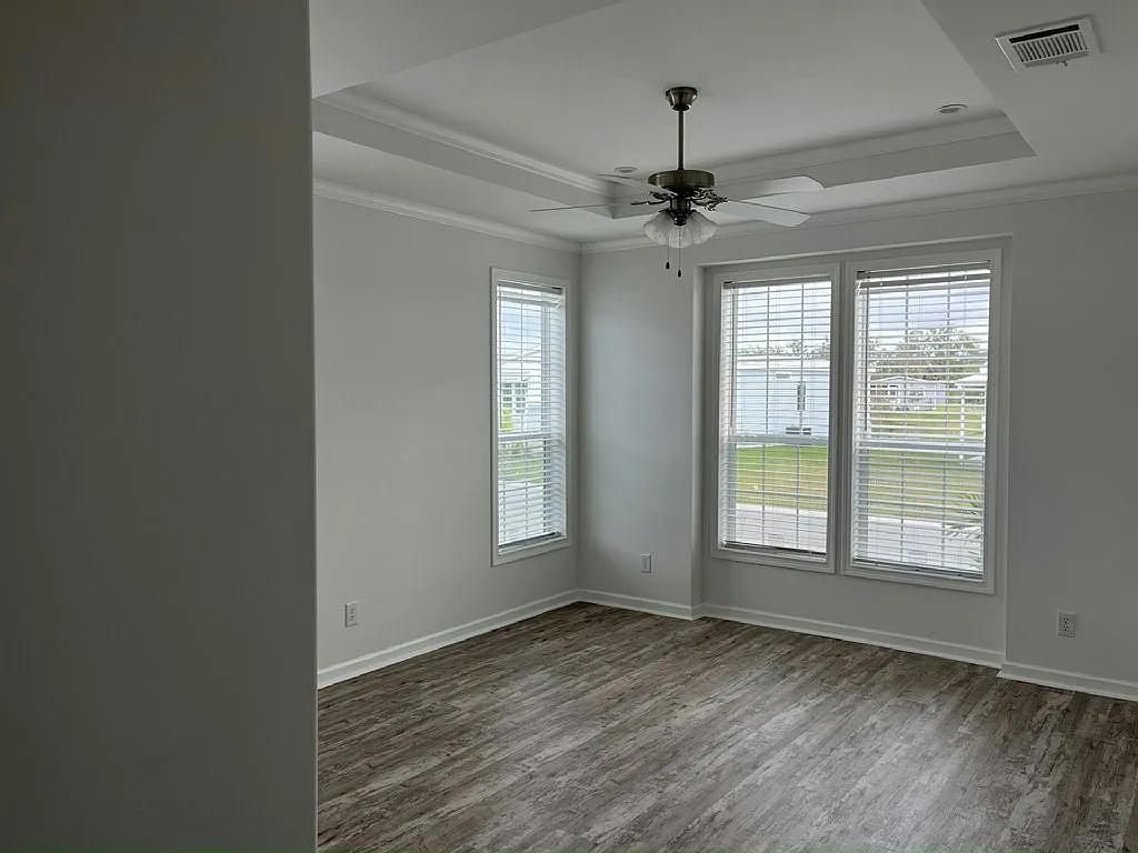 2 bed, 2.0 bath, 1669 sqft, $1,895 — Photo 2
