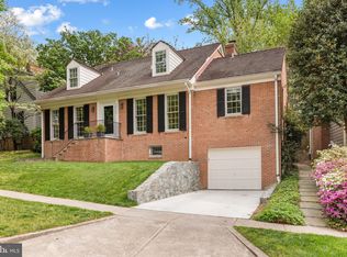 4425 Chalfont Pl, Bethesda, MD 20816