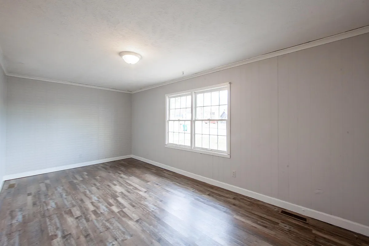 Living room - 69 Carolane Dr #R