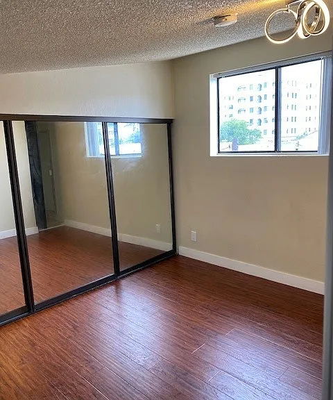 1943 Vista Del Mar Ave #7 — Photo 11