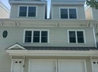 Cabot Crossing Condo, Beverly, MA 01915