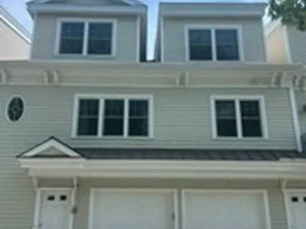 501 Cabot St Unit 2, Beverly, MA 01915
