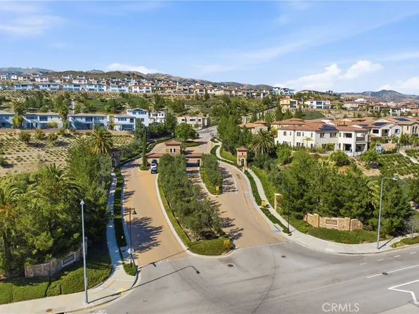 11527 N Darcy Way, Porter Ranch, CA 91326