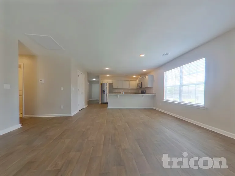 122 Denali Cir — Photo 3