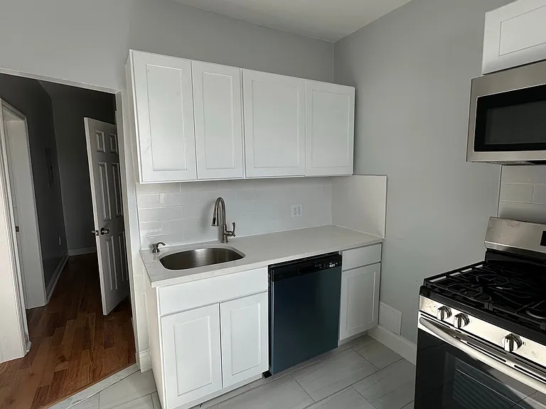 119 - Golden Crest 119 60th Street, LLC — Photo 11