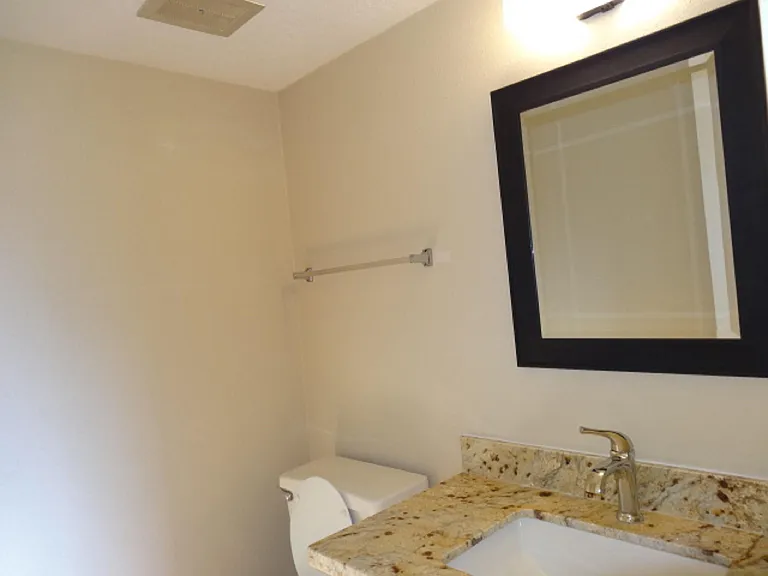 5522 Deep Forest Dr — Photo 16
