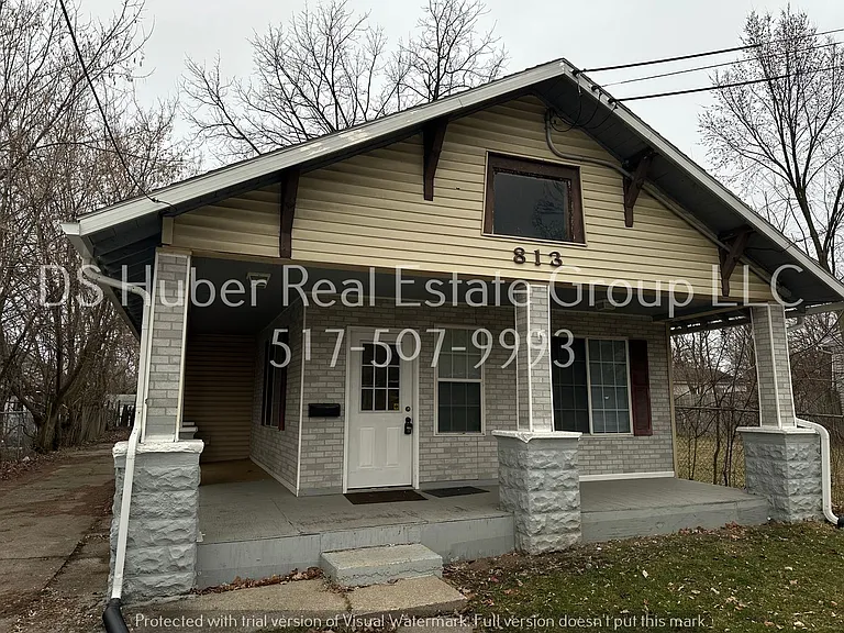 813 N Jenison Ave — Photo 1