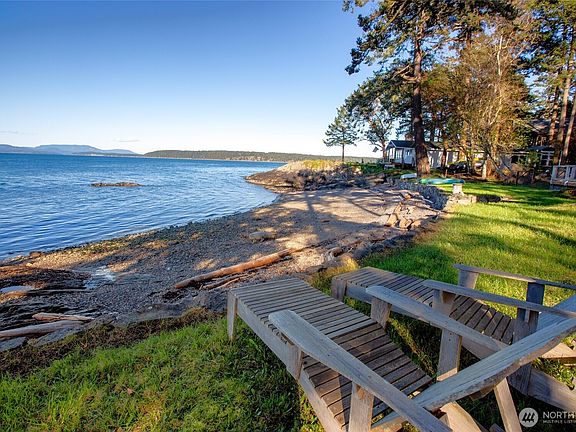 4th image of 837 Cape Drive