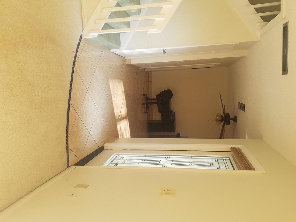 1st image of 1302 Nebraska Ave APT 9C
