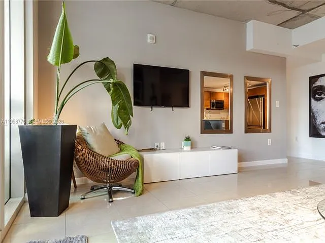 3250 NE 1st Ave #517 — Photo 13