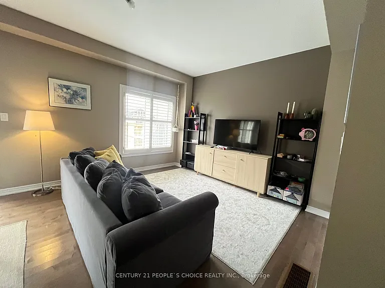 45 Royal Winter Dr #25 — Photo 4