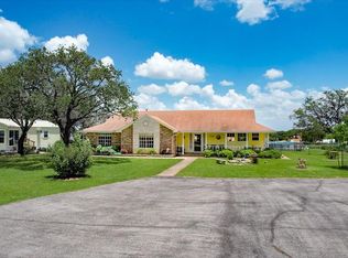 504 N Avenue N, Johnson City, TX 78636