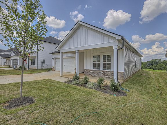 3rd image of 1302 Bluffton Cir Lot 76