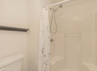 28606 16th Ave S APT 303, Federal Way, WA 98003