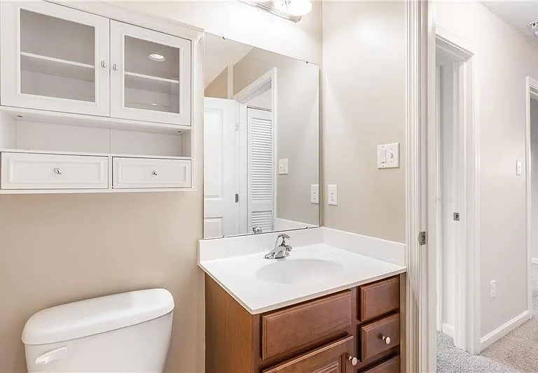 248 Broadstone Dr — Photo 23