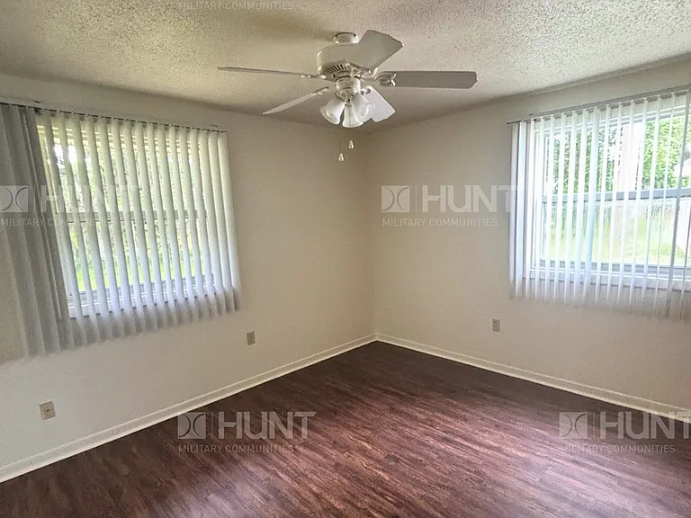 375 W Laurel Bay Blvd — Photo 9
