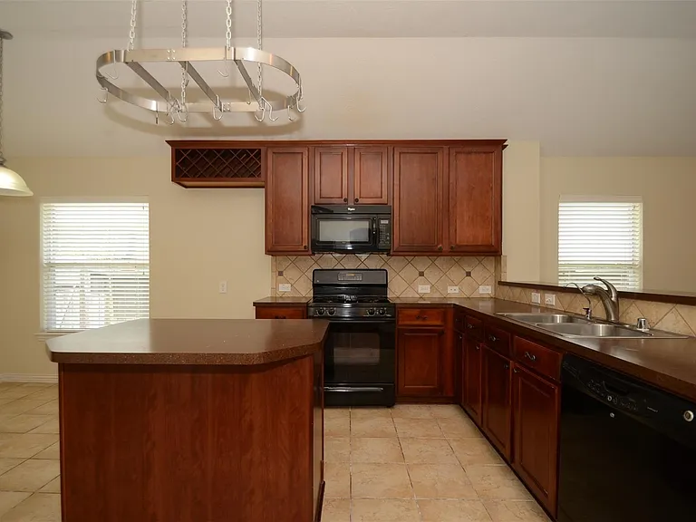23207 Dewflower Dr — Photo 10