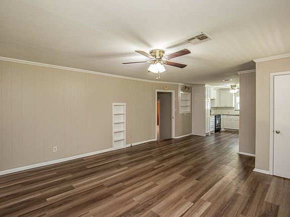 5th image of 8805 Woodway Dr