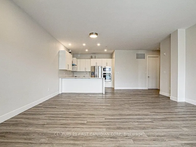 1696 Fiddlehead Pl #305 — Photo 5