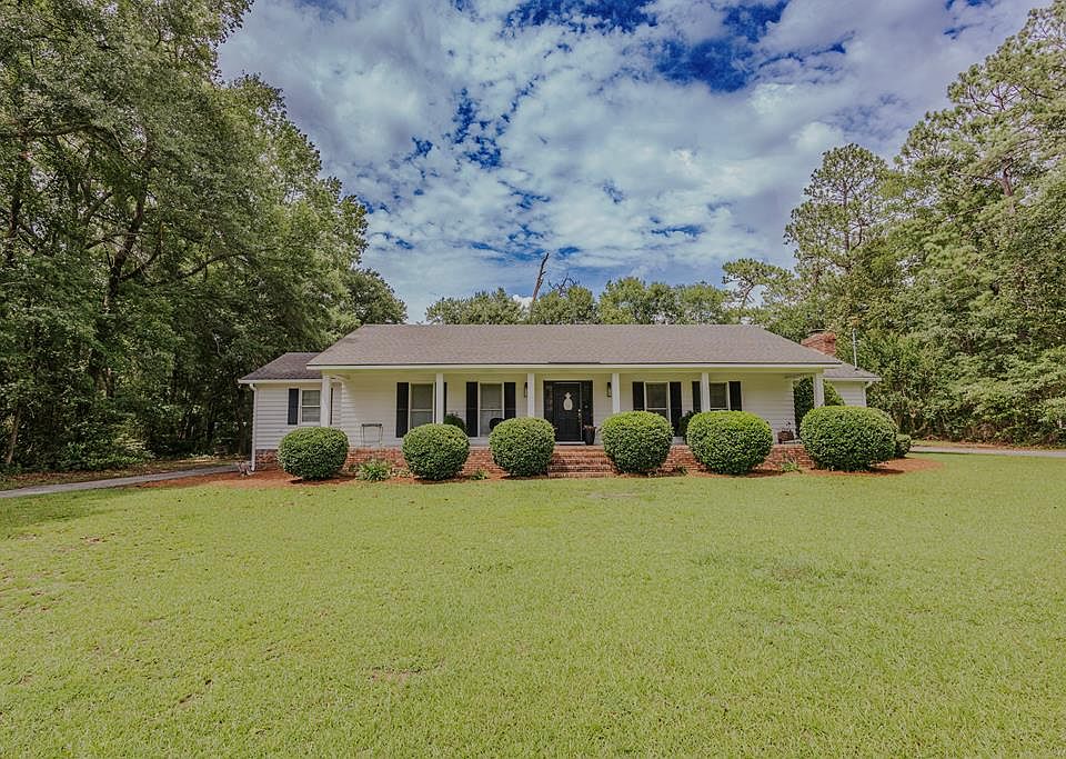 1st image of 108 Cardinal Ridge Rd