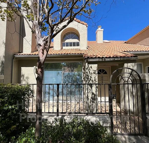 22243 Shadow Valley Cir — Photo 1
