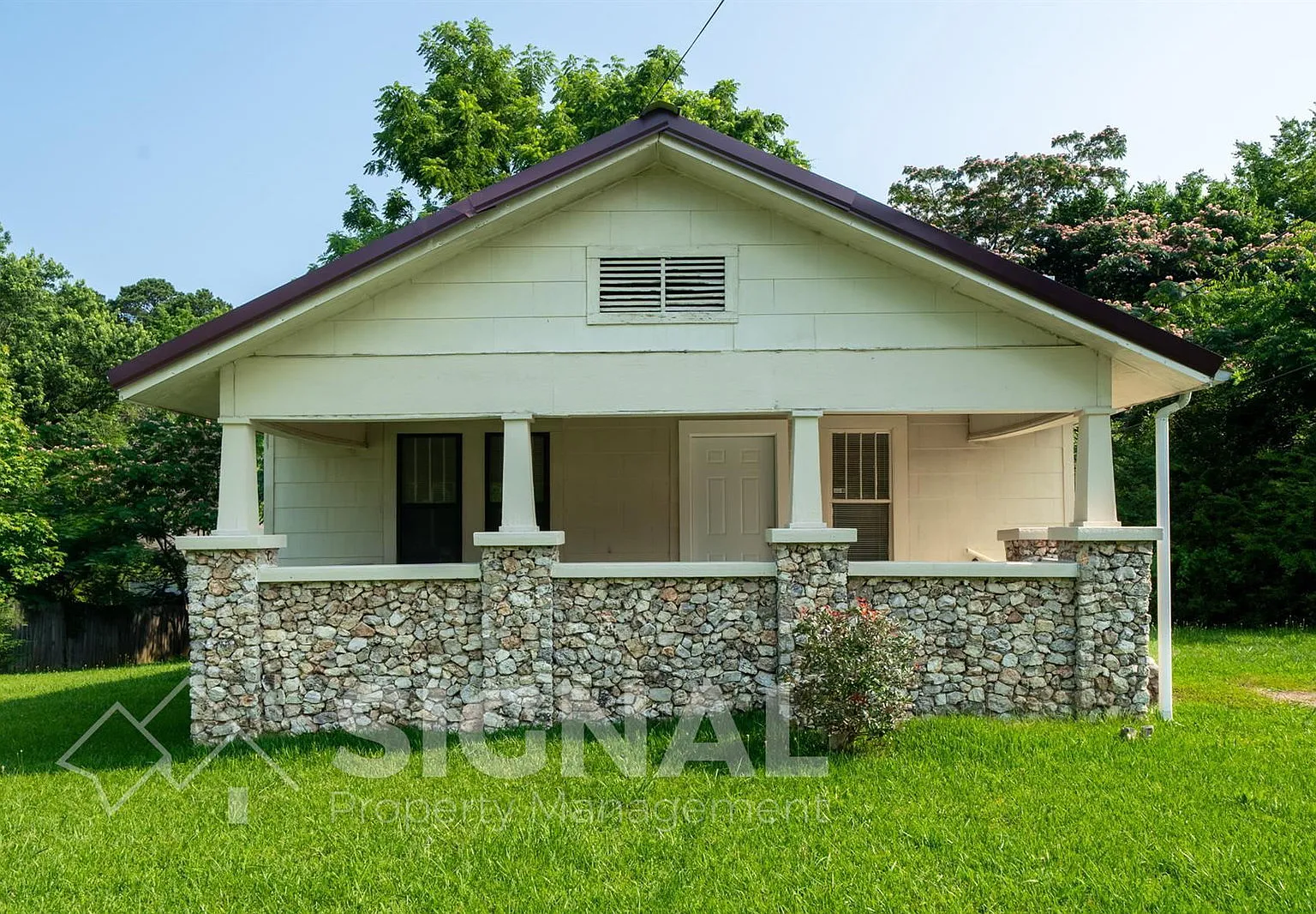 3 bed, 2.0 bath, 1166 sqft, $1,150 — Photo 2