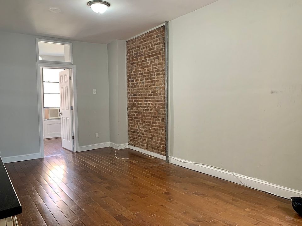 1st image of 272 W 115th St #3AA