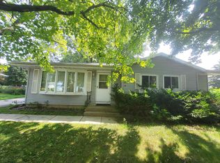 32 Mildred Ave, Edgerton, WI 53534