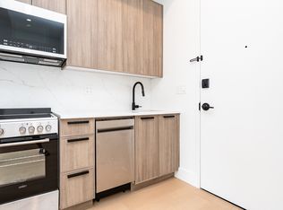 107 S 6th St #8I, Brooklyn, NY 11249