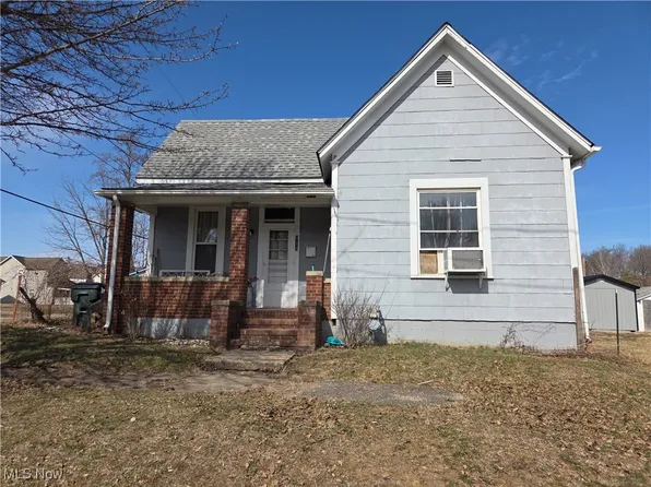 913 Garfield Ave, Cambridge, OH 43725