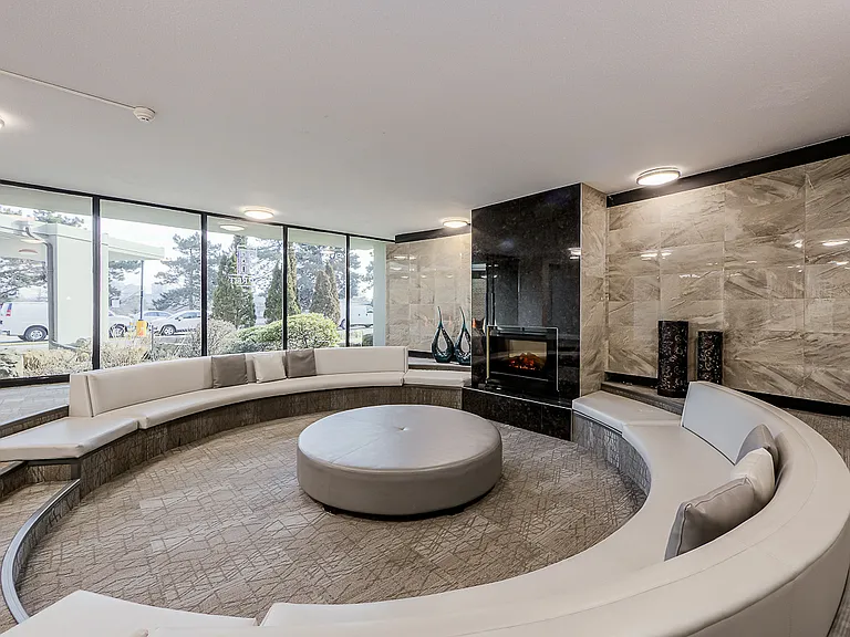 44 Stubbs Dr — Photo 6